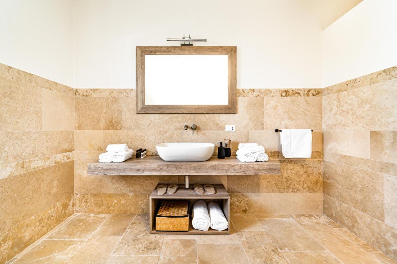 Villa Brigida Resort Santeramo in Colle Luaran gambar