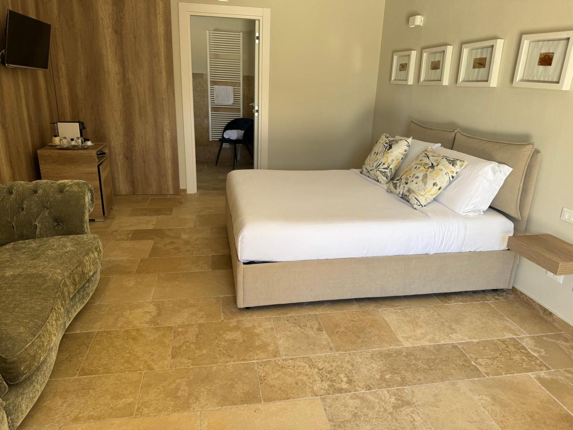 Villa Brigida Resort Santeramo in Colle Luaran gambar